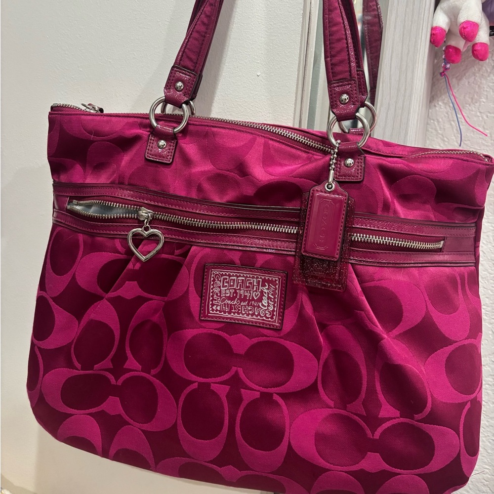 Coach Poppy Daisy Signature Raspberry Canvas Tote